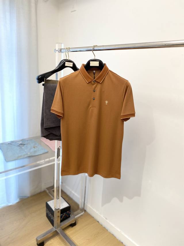 Dior, the latest 2025 short-sleeved T-shirt, handsome and fashionable, with exq