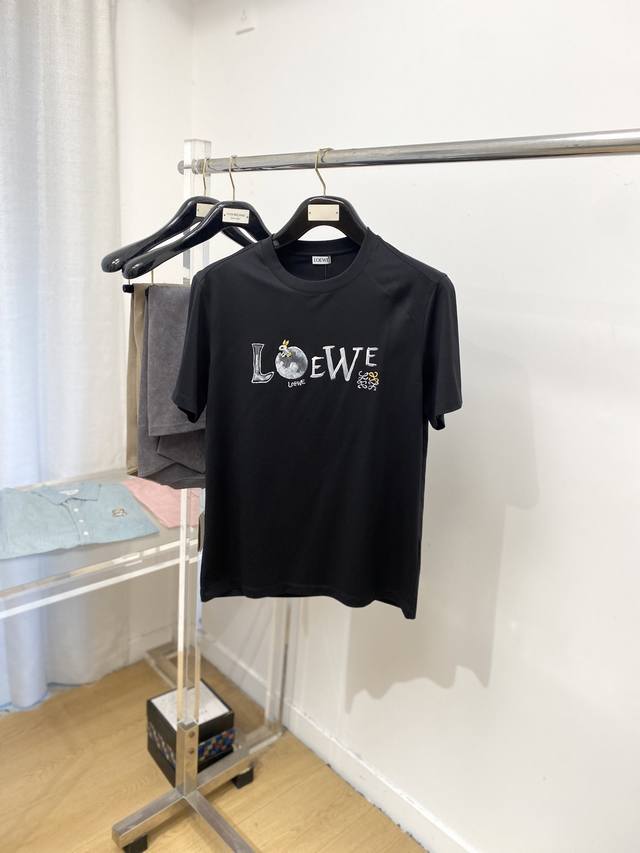 Loewe's latest 2025 short-sleeved T-shirt, stylish and fashionable, with a top-n