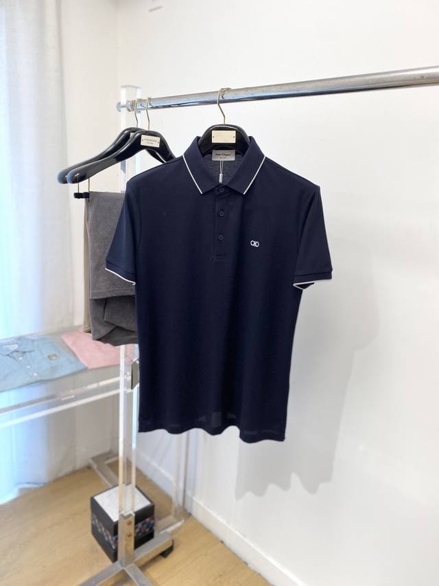 Salvatore Ferragamo, 2025 new short-sleeved T-shirt, handsome and fashionable,