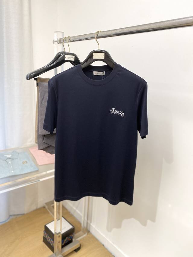 Moncler, the latest 2025 short-sleeved T-shirt, handsome and fashionable, with e
