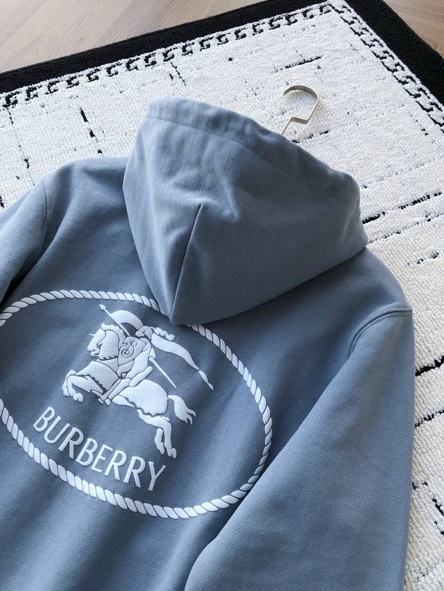 Bbr New Early Fall Zippered Hooded Jacket with Fish-Scale Pattern. Made from 100