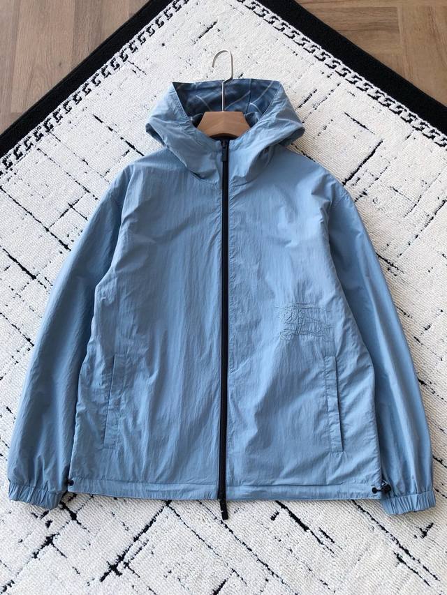 25 Bbr's new double-sided, two-way plaid jacket for Fall/Winter 2025. Priced ove