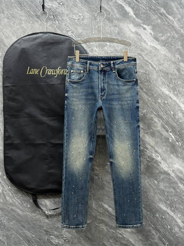 Lve 25-year-old original men's casual denim jeans, sourced from Hong Kong tradin