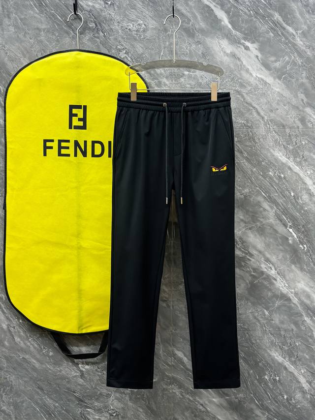 2025Ss new style for early autumn, men's classic yellow monster eye embroidered