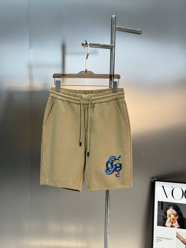 Gucc* New summer 25S shorts! A cutting-edge visual experience! Strong drape! Per