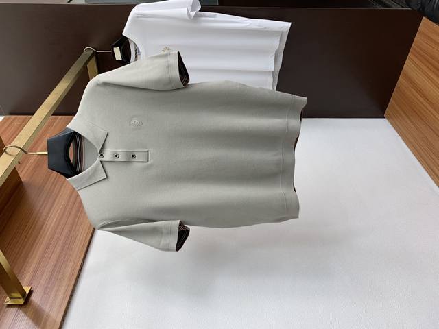 Burberry men's high-end, simple, lapel, thickened knitted short-sleeved sweater