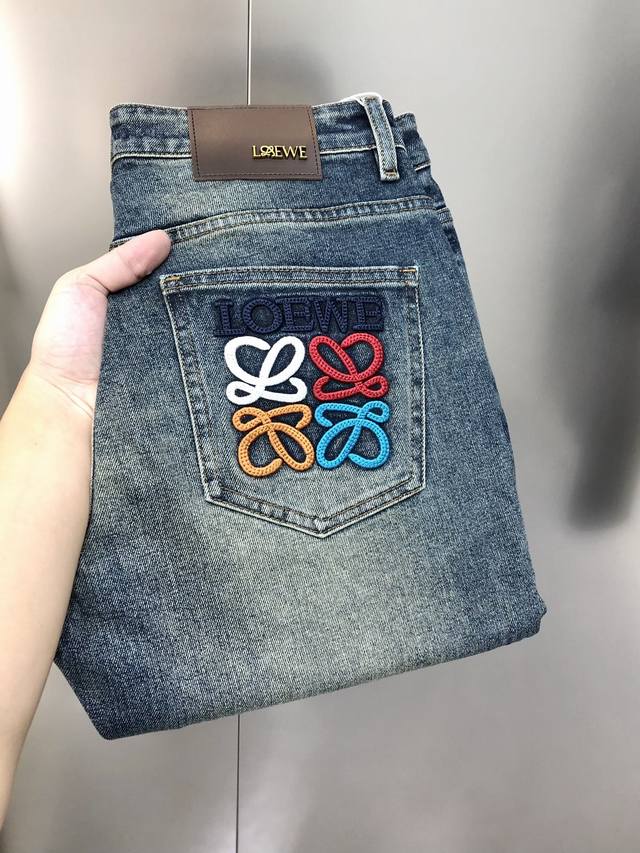 L*Ewe Luo Yiwei's 2025 early autumn new men's slim-fit skinny jeans are synchron