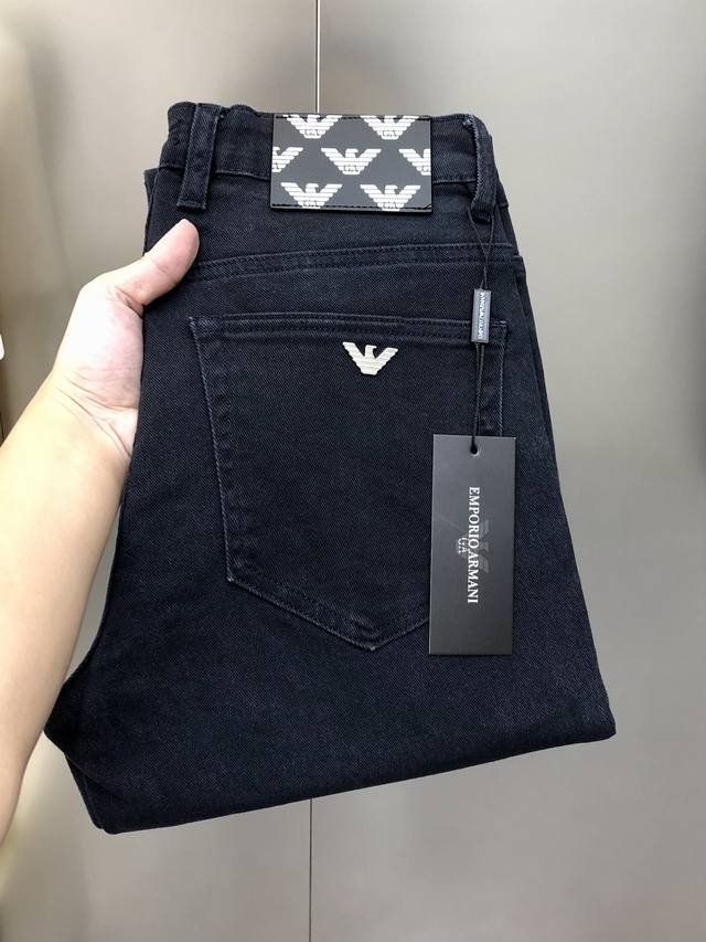 A*Mani Armani 2025 early autumn new men's slim-fit skinny jeans, synchronized wi