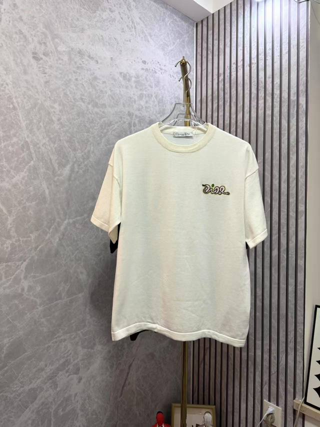 Dior Dior embroidered round neck casual sweater short-sleeved T-shirt can be eas