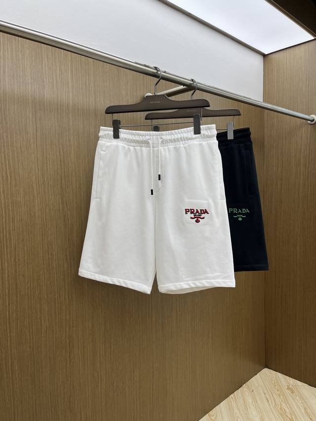 New arrival, PD Ss, a new spring/summer exclusive, high-end casual shorts. Cust