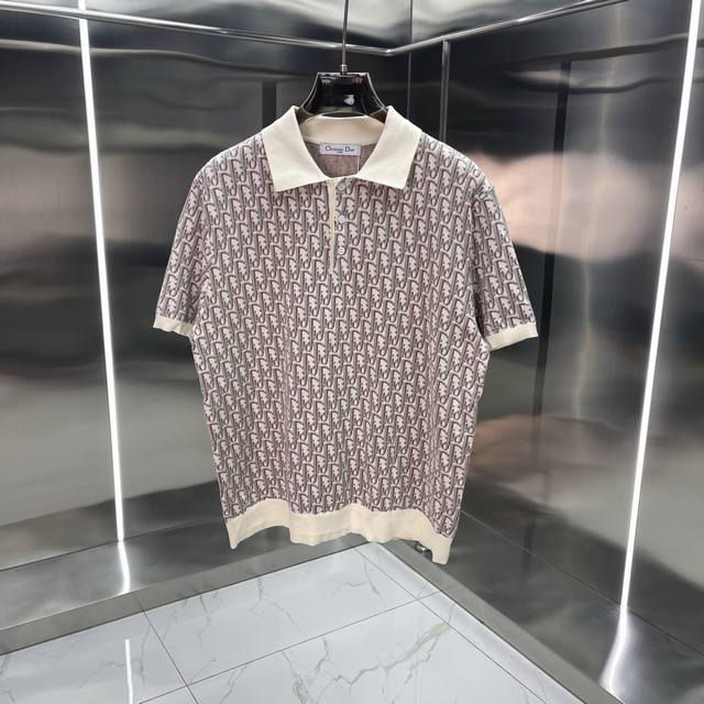 Dior knitted sweater with lapel and short sleevesOriginal development and comfor