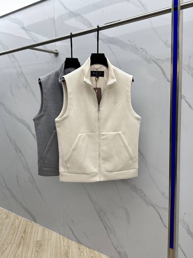 Lp2540Ss New Early Fall Release: Lp Stand-up Collar, a Fall Hot-Style Padded Ves