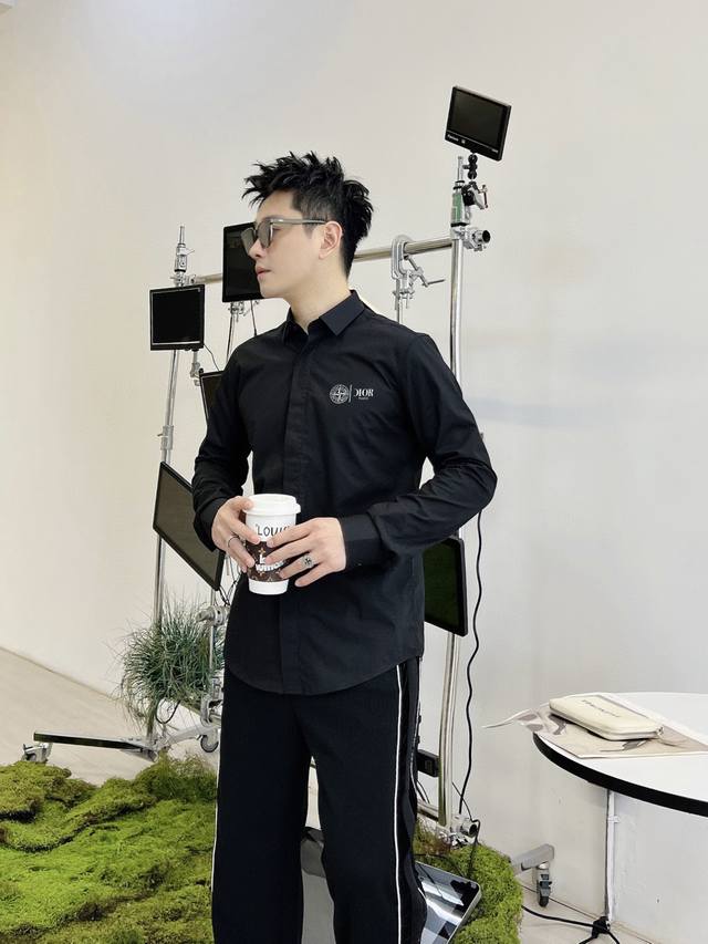 The latest must-have long-sleeved shirt for men from Dior counters, 100% natural