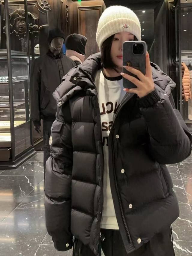 Moncler down jacket matte Maya couple style upper body picture ~ Fts