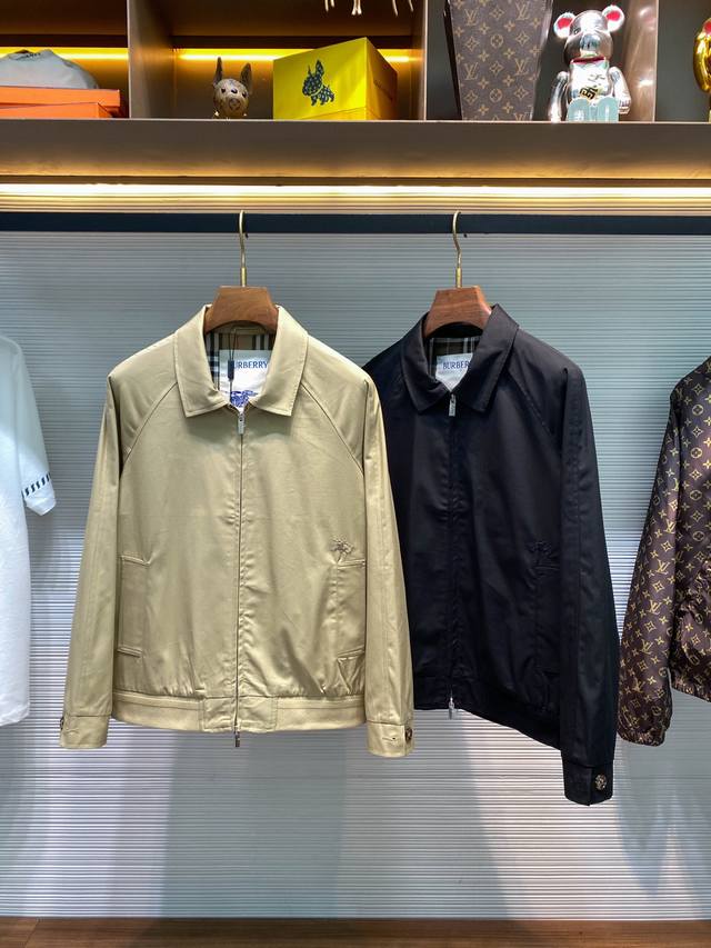 High-quality Bu25Fw lining with large logo for autumn/winter. This is a new Har