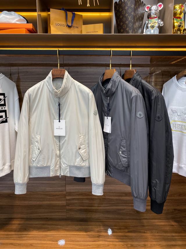 Moc25Fw New Fall/Winter Dense Nylon Stand-Collar Down Jacket, a lightweight men'