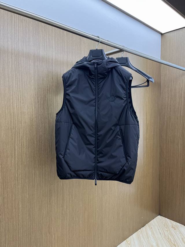 Autumn/Winter Mon 2540Ss Early Fall New Release: Hooded Padded Vest, a hot autum