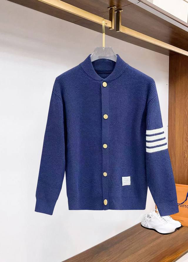 Thom Browne's official website has a synchronized update for autumn and winter.