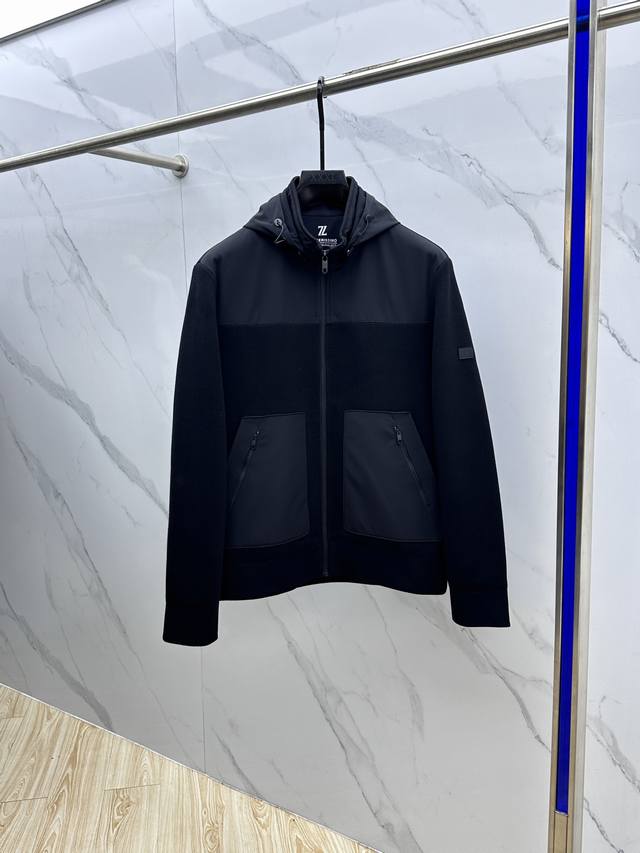Down Jacket Zs Zegna's latest Autumn/Winter 2025Ss hooded down jacket. This knit