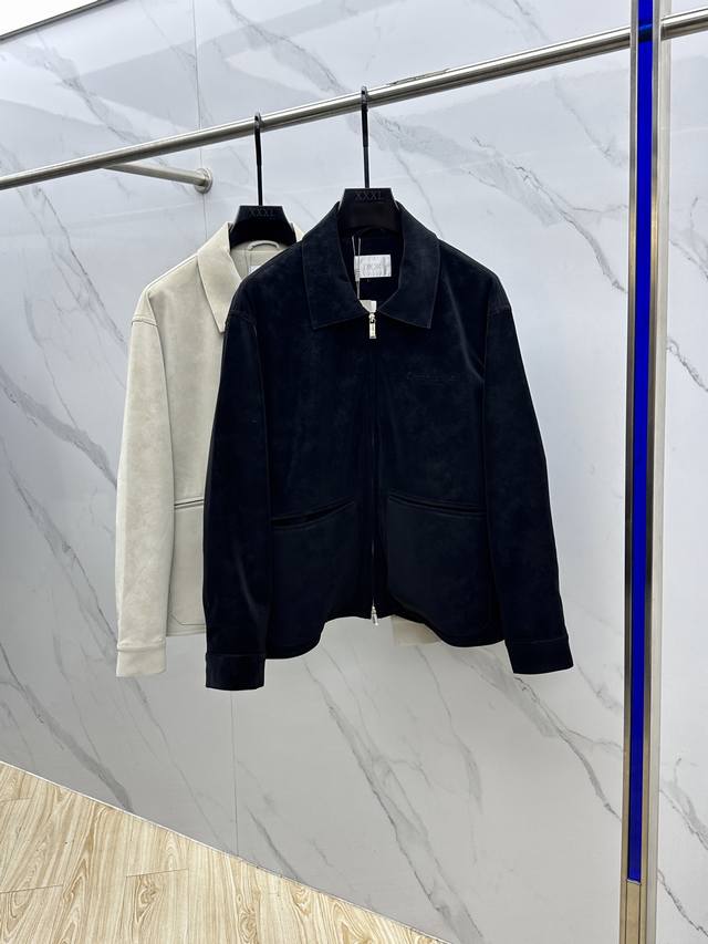 Dior's new autumn/winter 25Fw eco-friendly suede lapel with a classic men's embo