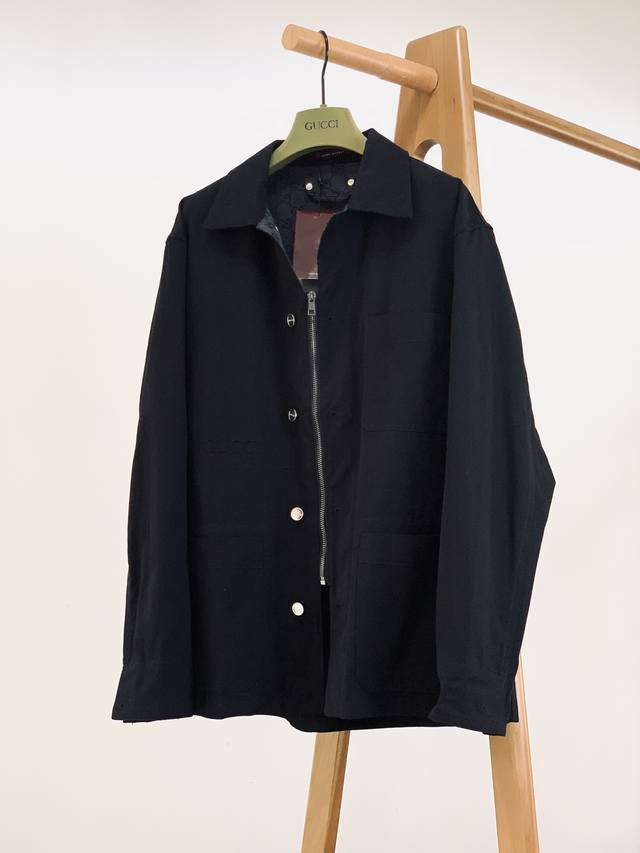 Gucci's canvas jacquard jacket from the Gucci 2025 Early Fall collection exudes