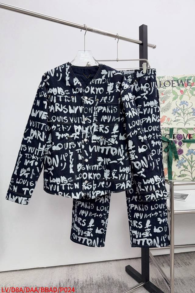 Tops & Pants New Arrival This denim jacket, from the pharrell and Nigo collabora