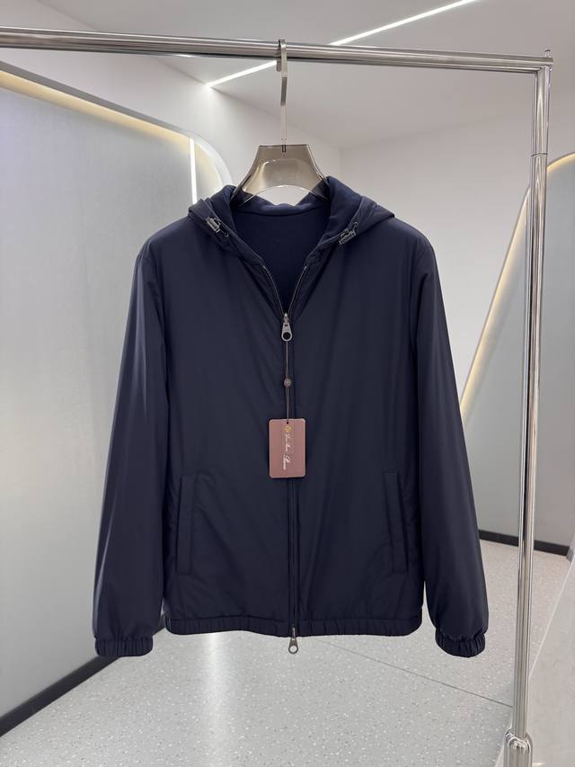 Lp#2025 New Double-Sided Hooded Jacket This Lp jacket features a casual silhouet