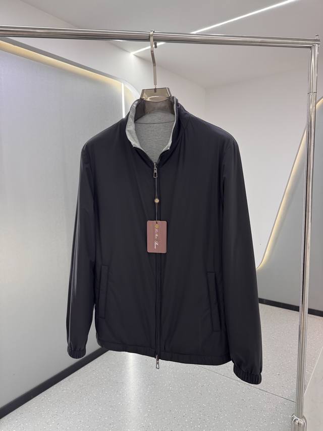 Lp#2025 New Double-Sided Stand-Up Collar Jacket This Lp jacket features a casual