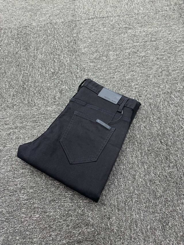 New arrivals! 2540 Fall/Winter hot new arrivals available in-store. Premium, or