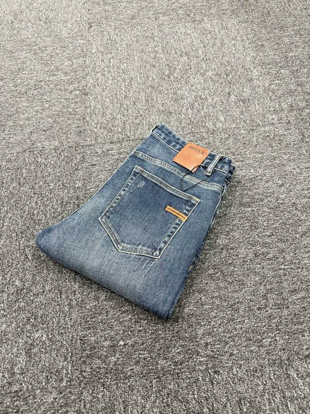 is coming soon! 2540 Fall/Winter hot new arrivals are now available in-store. P