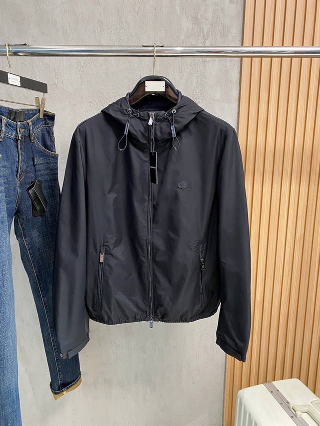 Regular customers know we have the best menswear. They bought it without hesita