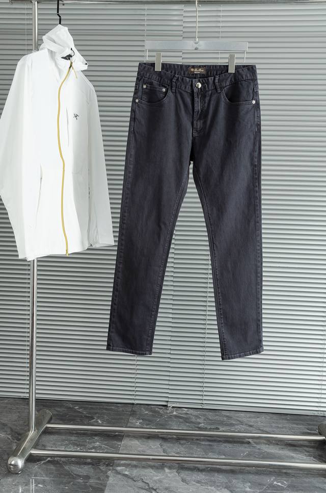 new# Lp2540Ss men's stylish straight-leg denim trousers! Available only through