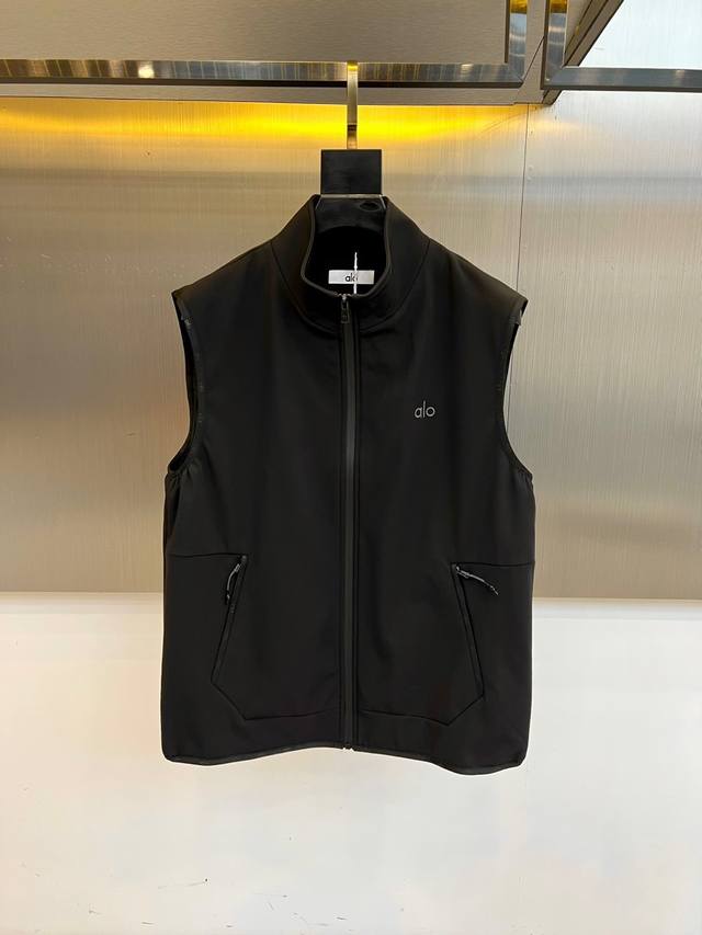 Alo 2025 Autumn/Winter New Sleeveless Functional Vest. Three-Dimensional Cut Sle