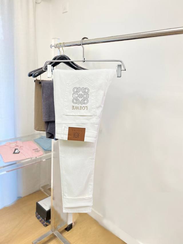 Featured. Long-term stock. High-quality, original, and stylish casual pants fro