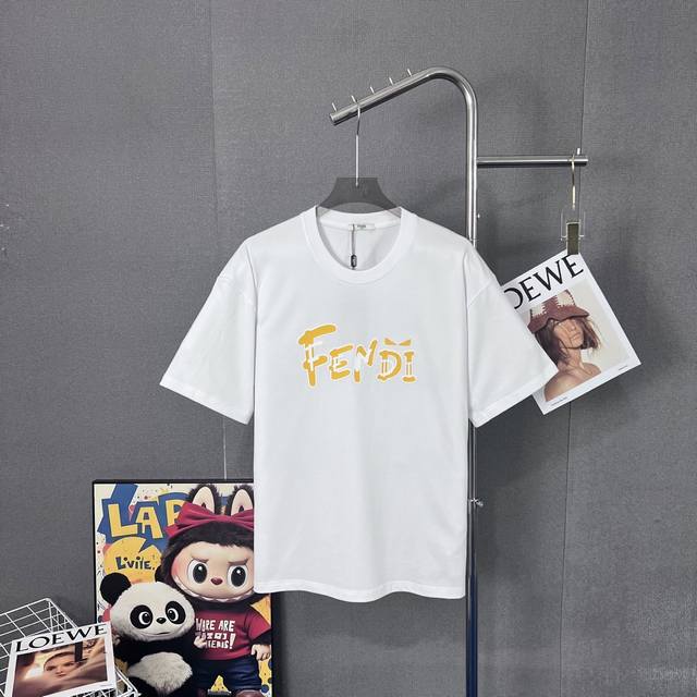 Fendi 270g round neck short-sleeved T-shirtBrand classic three-dimensional gradi