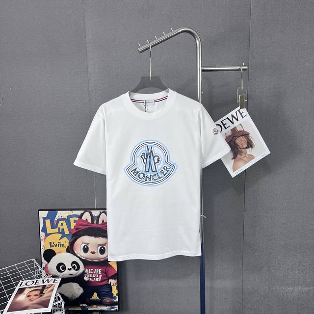 Moncler 300g round neck short-sleeved T-shirtBrand classic double-shadow offset