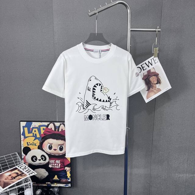 Moncler 300g round neck short-sleeved T-shirtBrand classic shark letter logo emb
