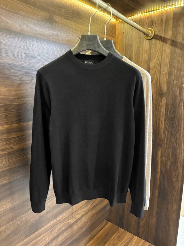 New# Ze Jiejia men's round neck wool sweater, the round neck design is simple an