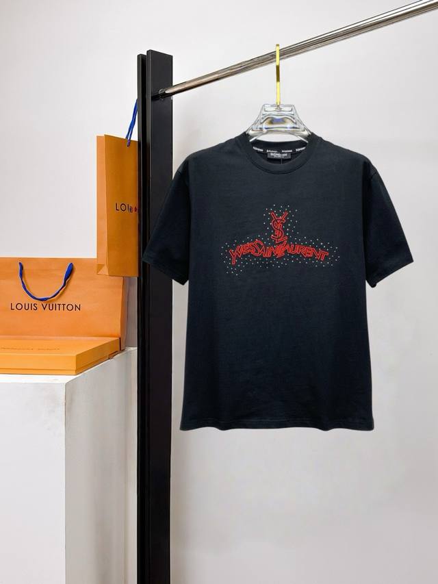 Ysl's 2025 Spring/Summer new release, the latest short-sleeved crew neck T-shirt