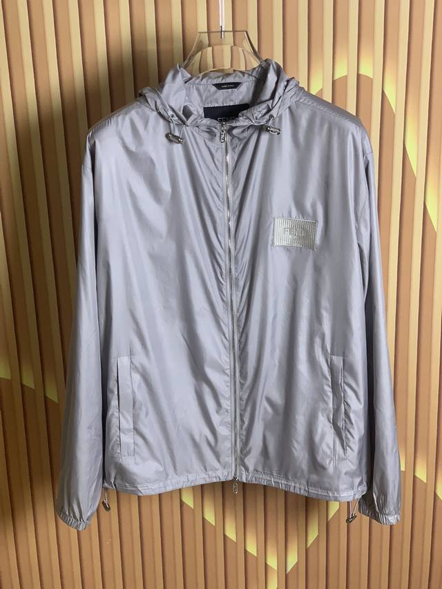 Special bulk order 25 autumn and winter new Fendi thin jacket, size S-Xl