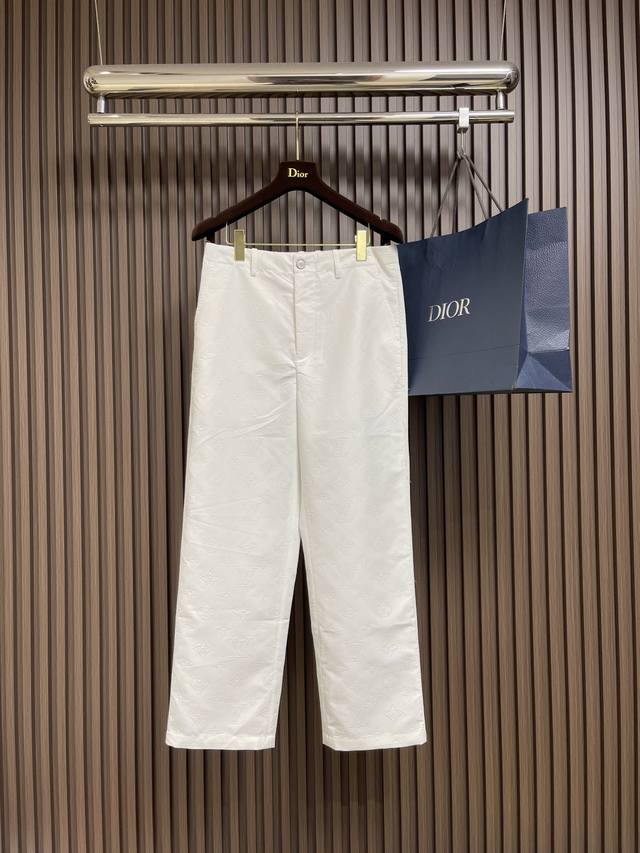 Top and Pants Lv embossed jacquard jacket and pants set, made from custom-made