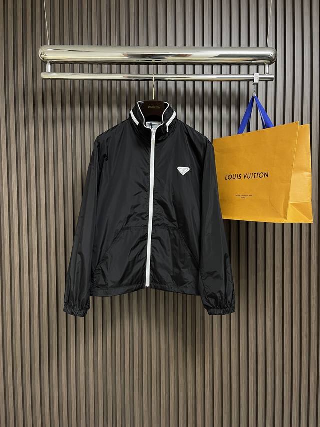 Prada camping style jacket, this versatile and practical waist jacket is made of