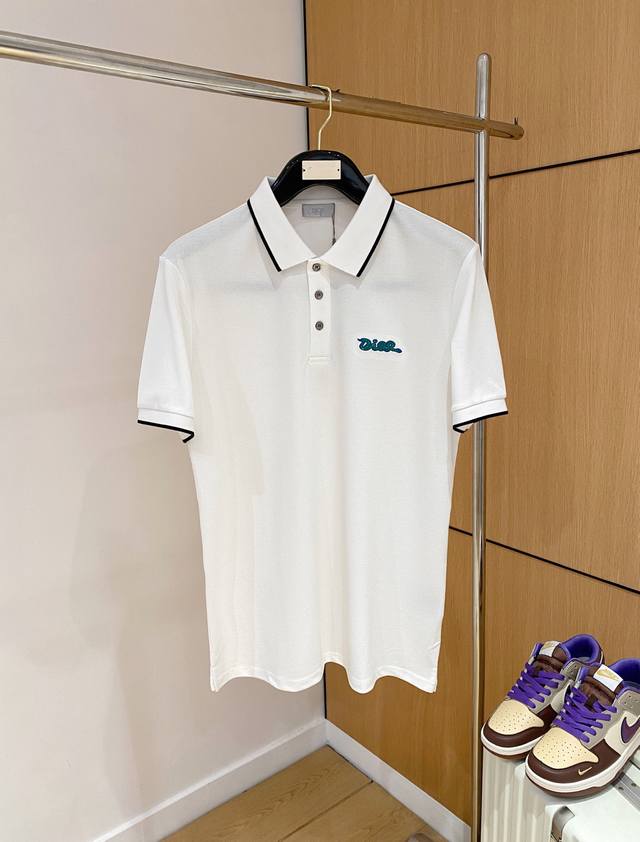 Dior's new summer 2005 men's logo lapel polo shirt! A classic business style, th