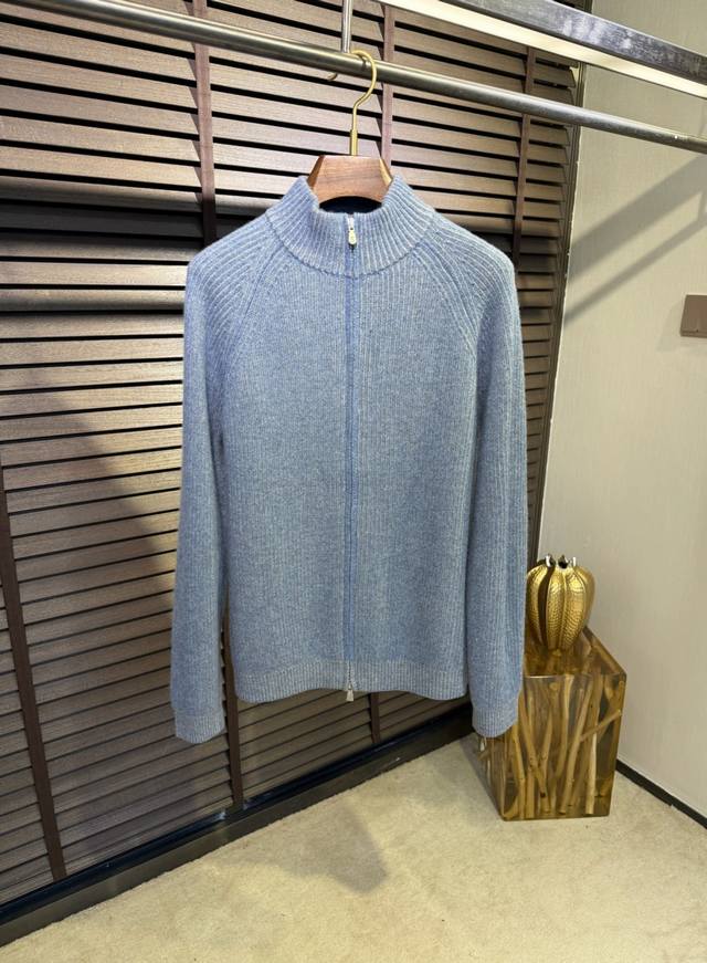 Brunello Cucinell&Bc&Fw's new 2025 turtleneck zippered sweater is the latest add
