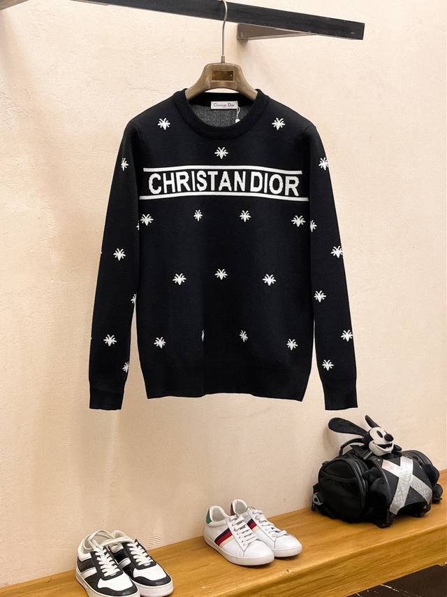 Dior classic autumn and winter round neck pullover cardigan, in perfect conditi