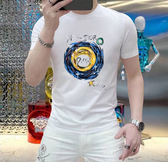 Dior Men's Casual Short-Sleeved T-shirt, a new Spring/Summer 2025 product. Cust