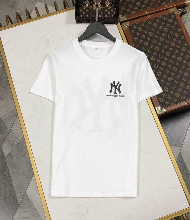 Gucci's latest hit round-neck short-sleeved shirt is available on the official w