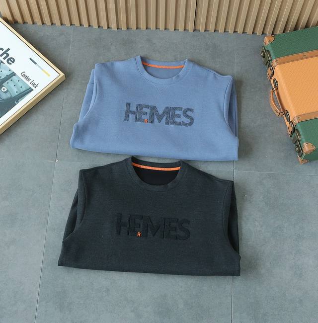 H's new 2025 Fall/Winter crewneck pullover sweatshirt. Made from imported high-c