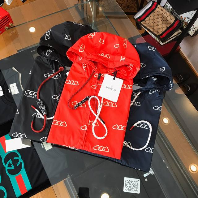 # New Spring/Summer models! Mon#MonkouSs official website's latest hooded windbr
