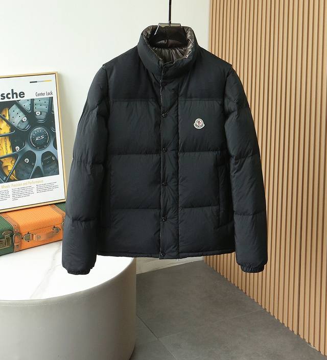 2025 Burber*Y New Down Jacket. One piece, three ways to wear! Reversible and wit